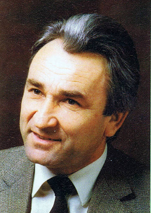 Neuer Chorleiter Hauptschullehrer Anton Grünwald, 1974