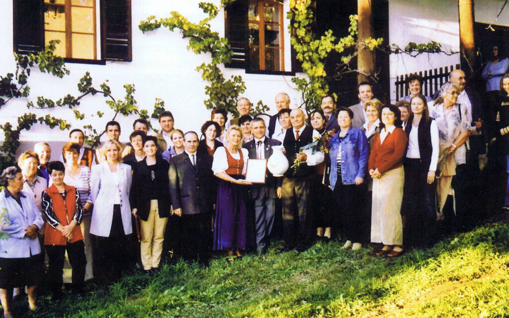80. Geburtstag von Franz Salch bei seinem Kellerstöckl in Stadtbergen (2003)